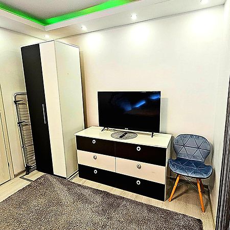 Luxury Paul Apartment Green, Private & Accessible Brašov Exteriér fotografie