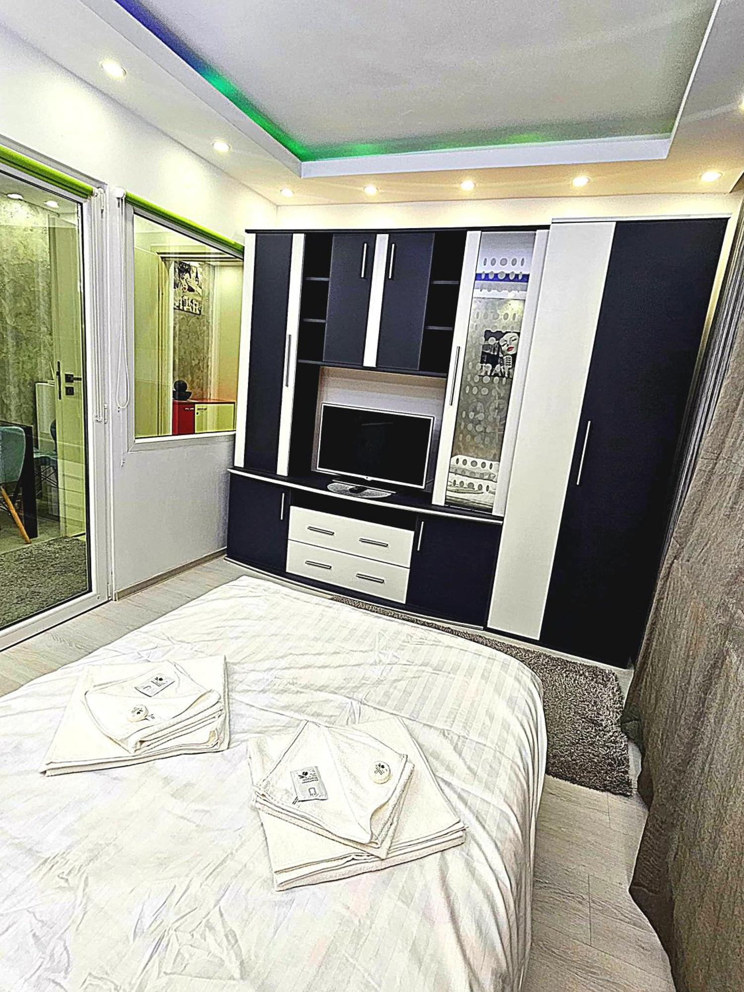 Luxury Paul Apartment Green, Private & Accessible Brašov Exteriér fotografie